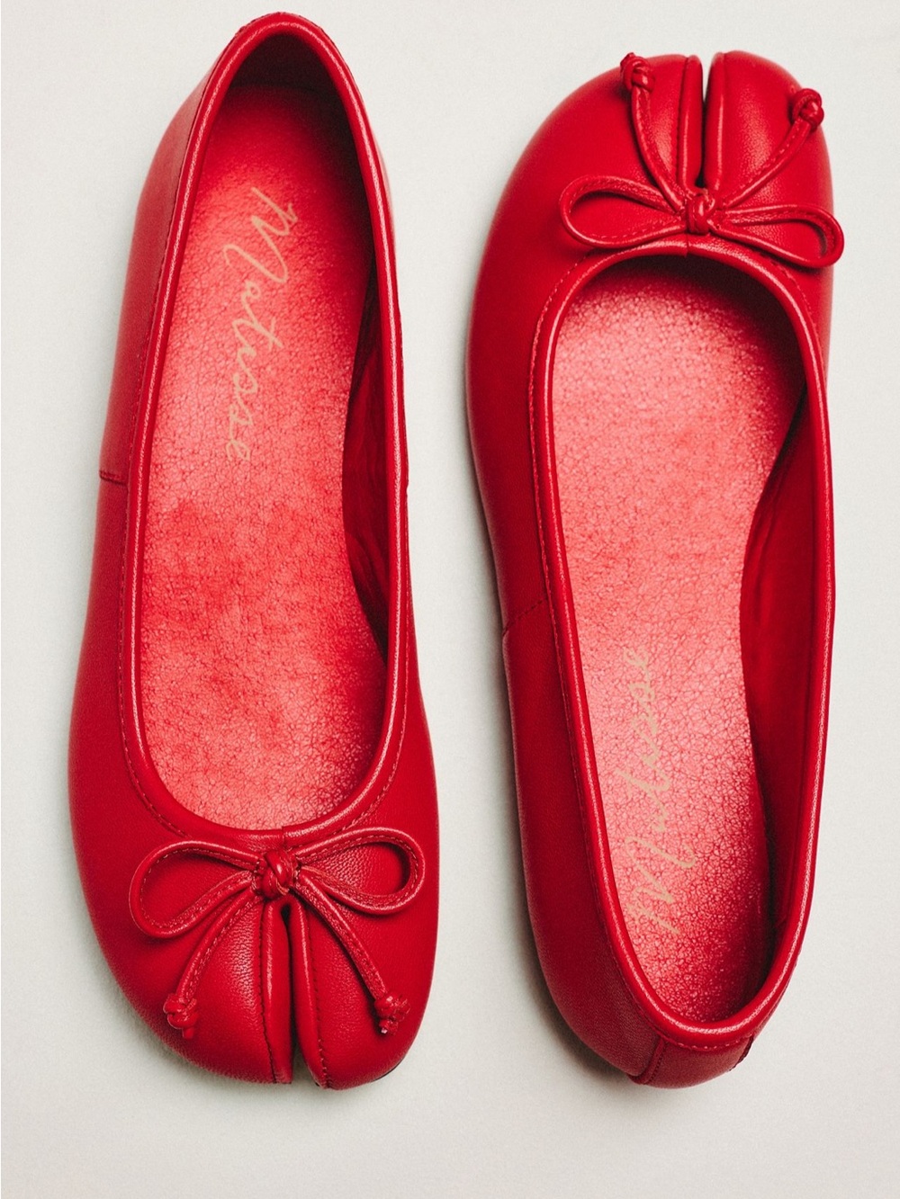 Matisse Mason Tabi Red Leather Ballet Flats with Bow Detail NWT
